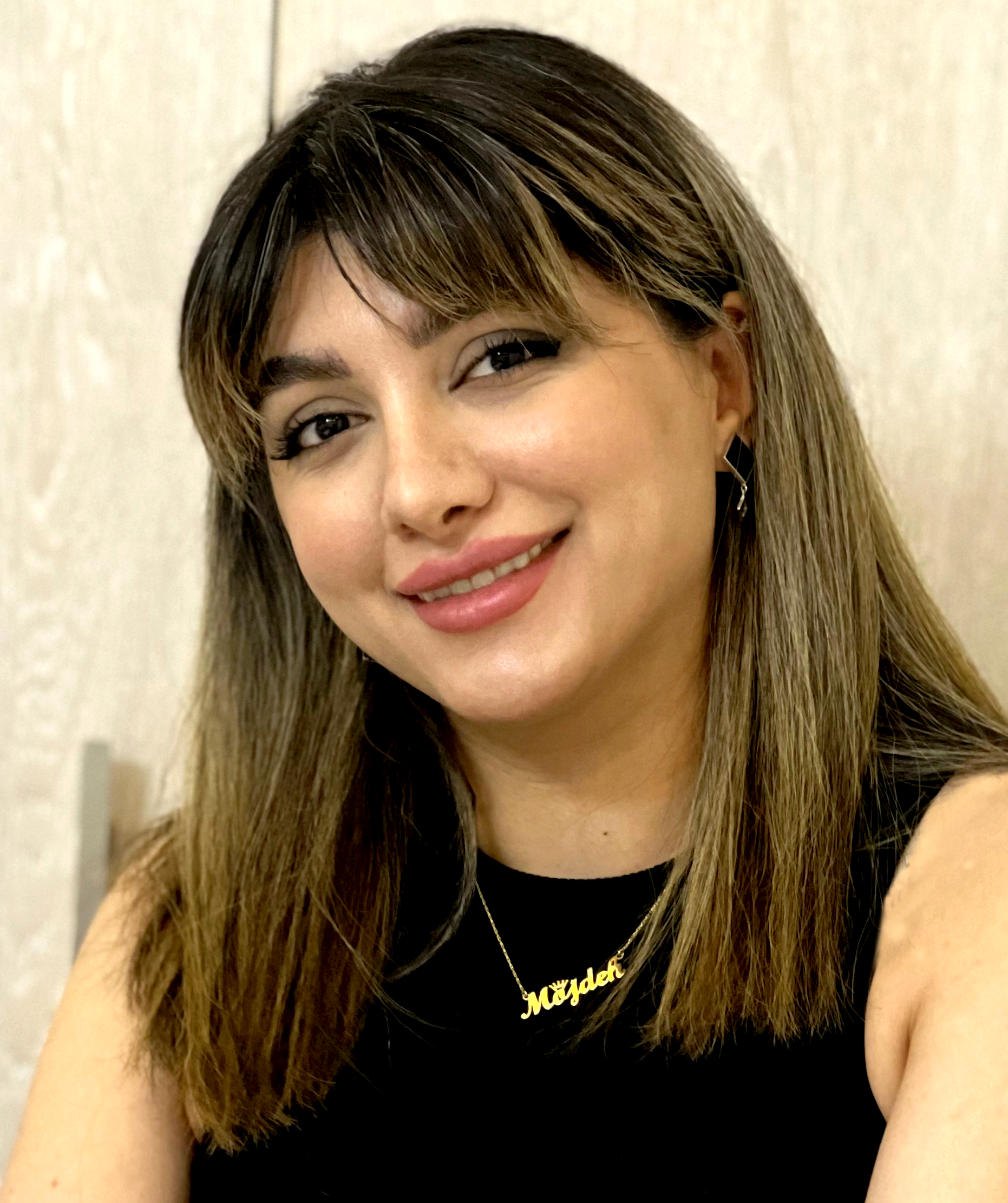 mojdeh derakhshan